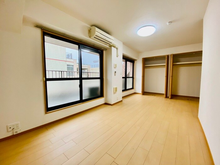 物件内観写真10　(居室)