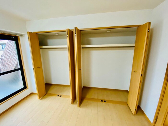 物件内観写真11　(収納)