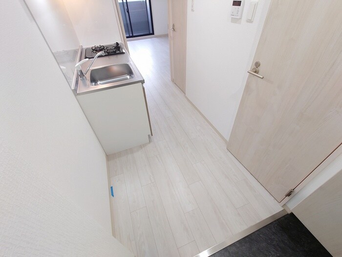 物件内観写真16　(廊下)