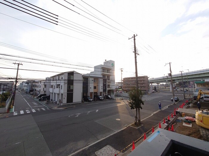 物件内観写真22　(室内からの展望)