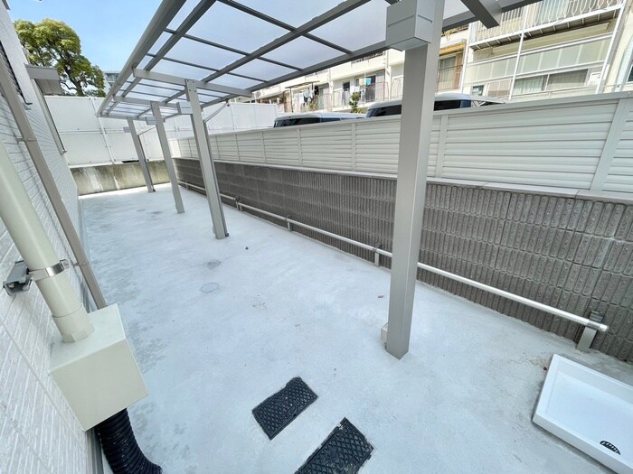 物件外観写真4　(駐輪場)