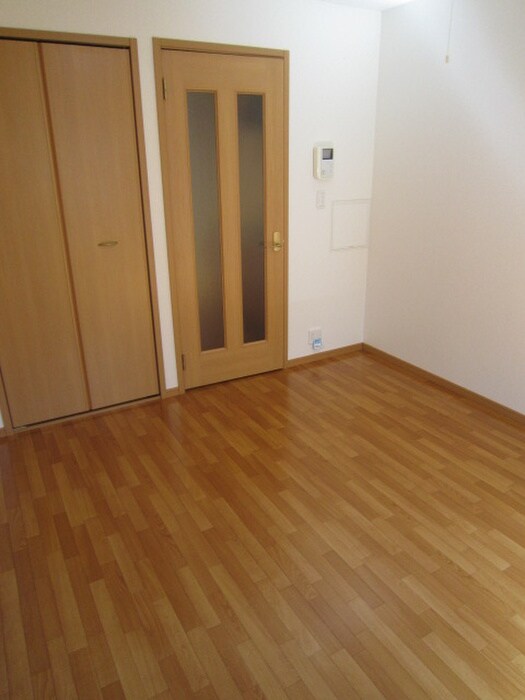 物件内観写真13　(内観写真)