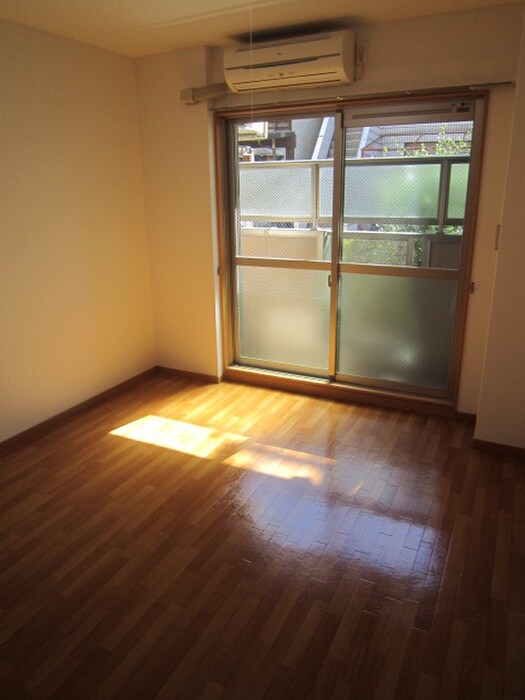 物件内観写真14　(居室)