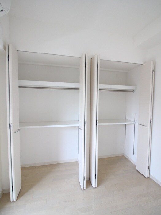 物件内観写真11　(収納)