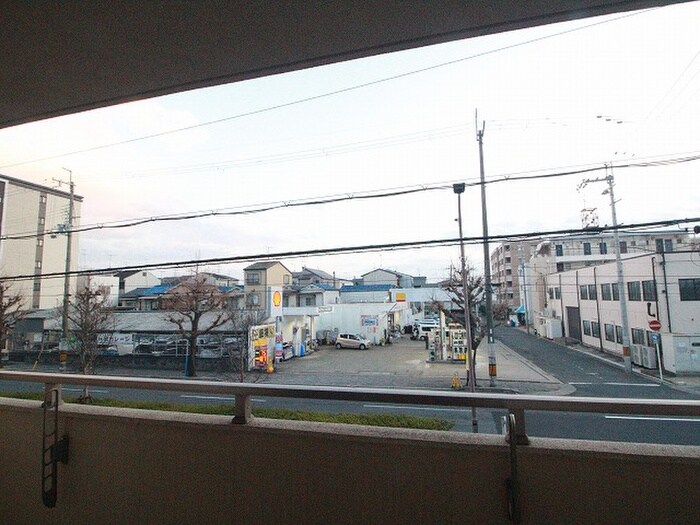 物件内観写真22　(室内からの展望)