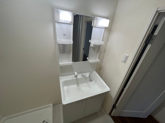 物件内観写真10　(洗面)