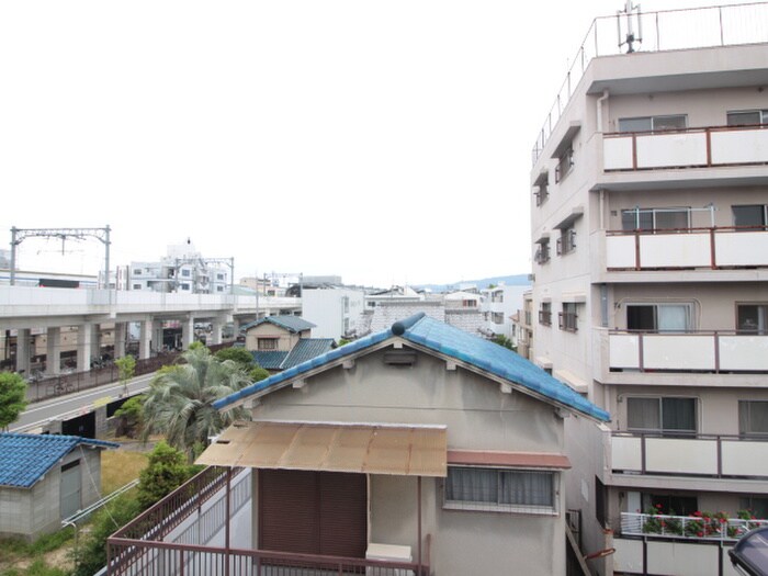 物件内観写真21　(室内からの展望)