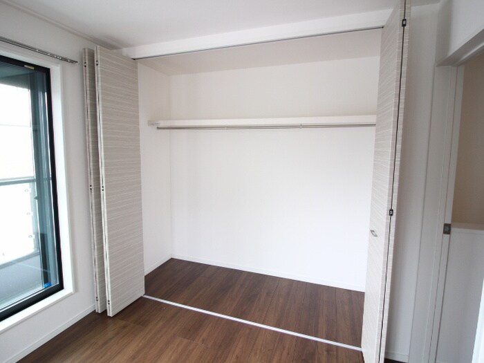 物件内観写真10　(収納)