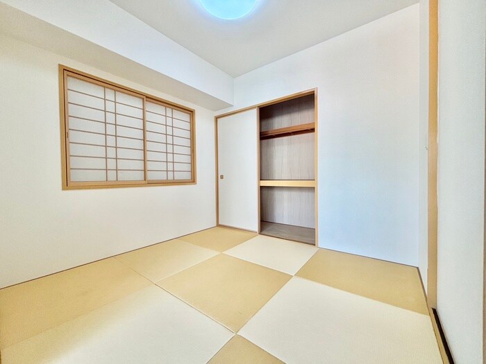 物件内観写真11　(居室)