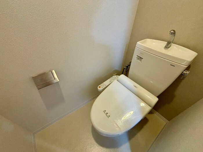 物件内観写真12　(トイレ)