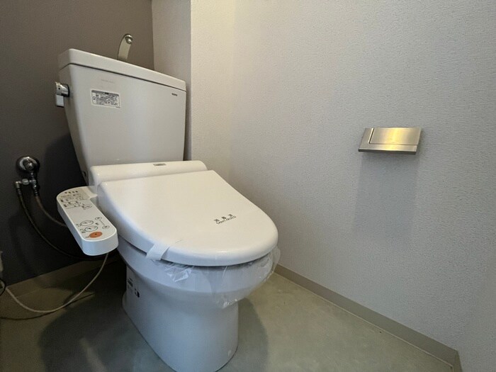 物件内観写真12　(トイレ)