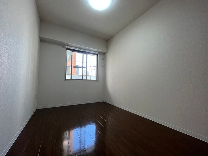 物件内観写真12　(居室)