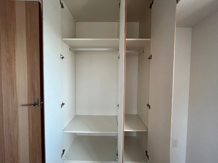 物件内観写真15　(収納)