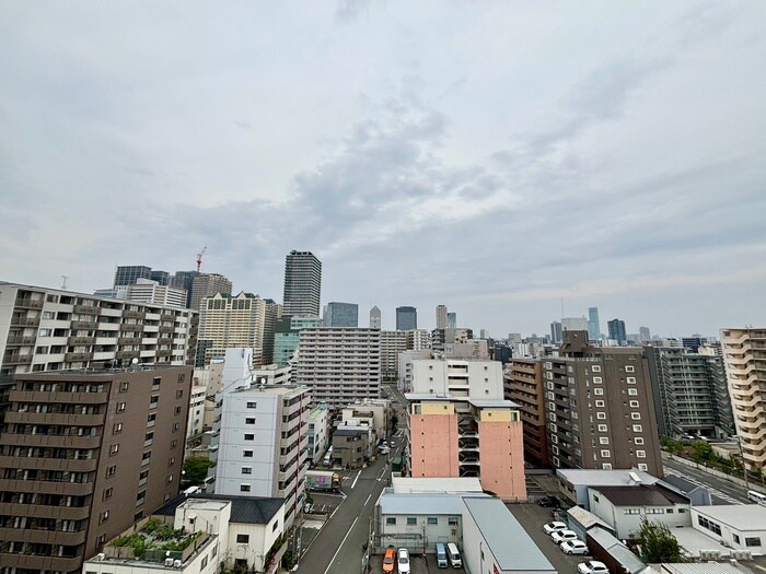 物件内観写真16　(室内からの展望)