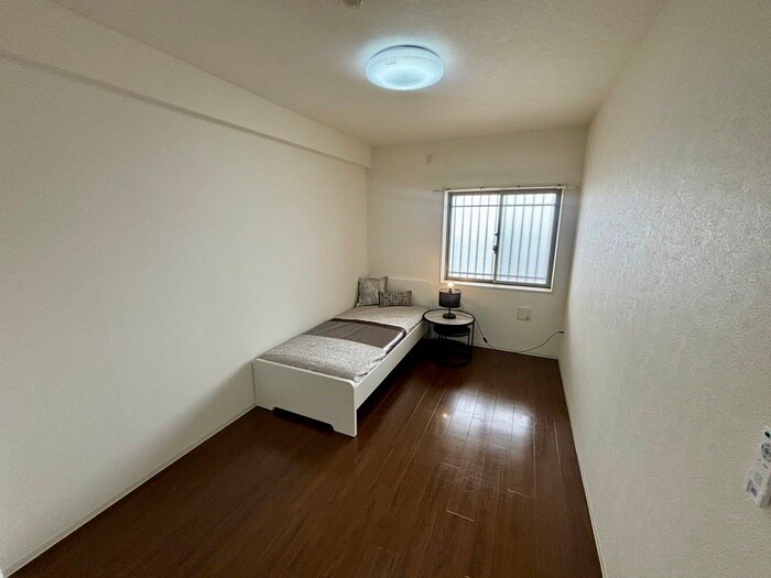 物件内観写真17　(居室)