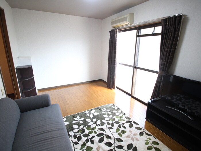 物件内観写真9　(居室)