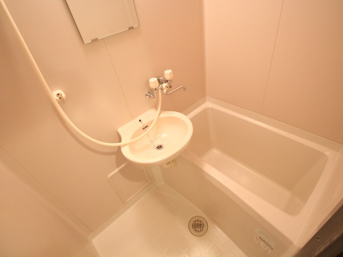 物件内観写真11　(バス／シャワールーム等)