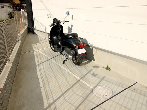 バイク置き場