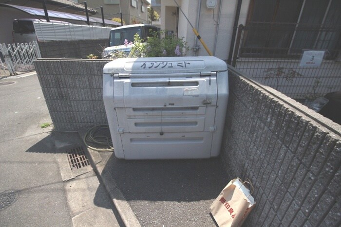 物件外観写真6　(外観写真)