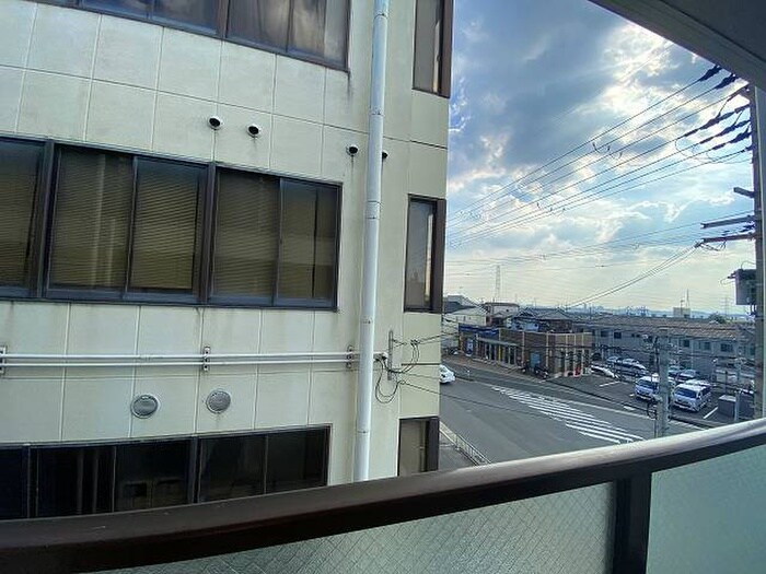 物件内観写真21　(室内からの展望)