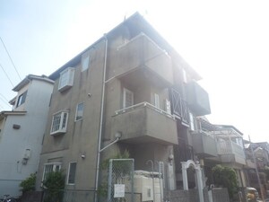 アーサ弐番館外観写真