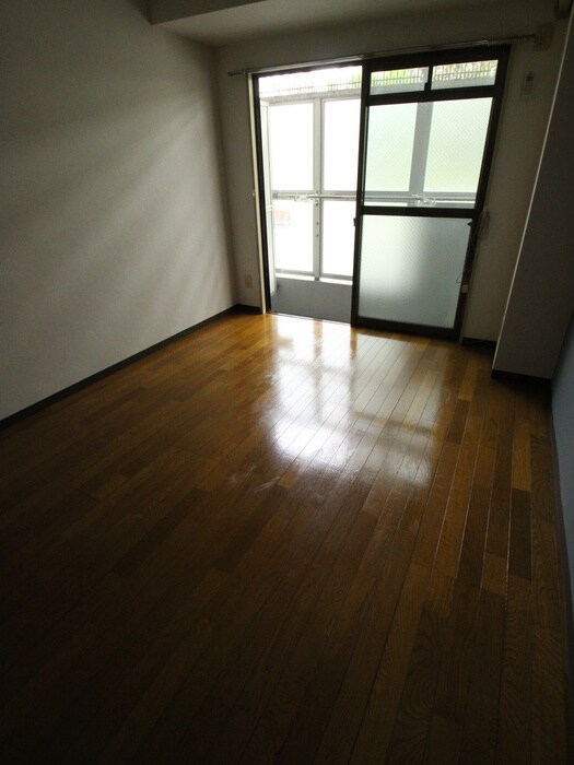 物件内観写真15　(居室)