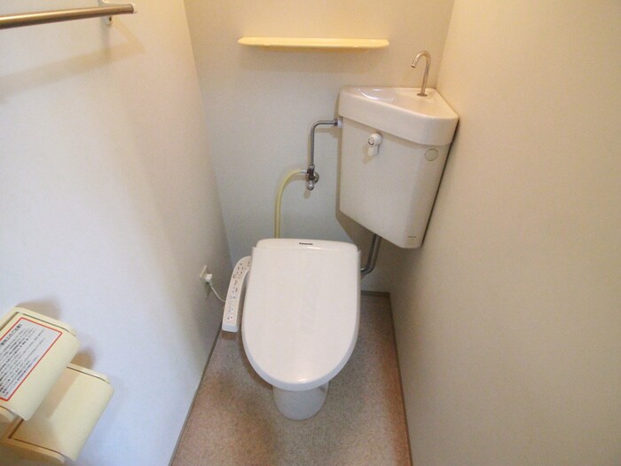 物件内観写真11　(トイレ)