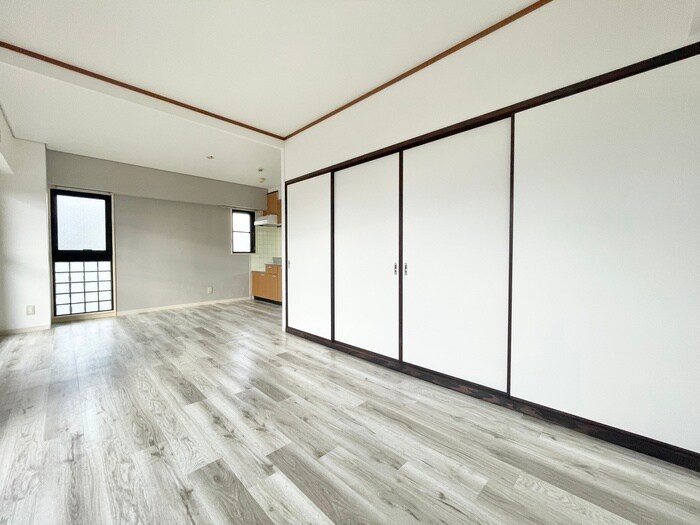 物件内観写真7　(居室)