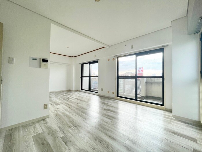 物件内観写真8　(居室)