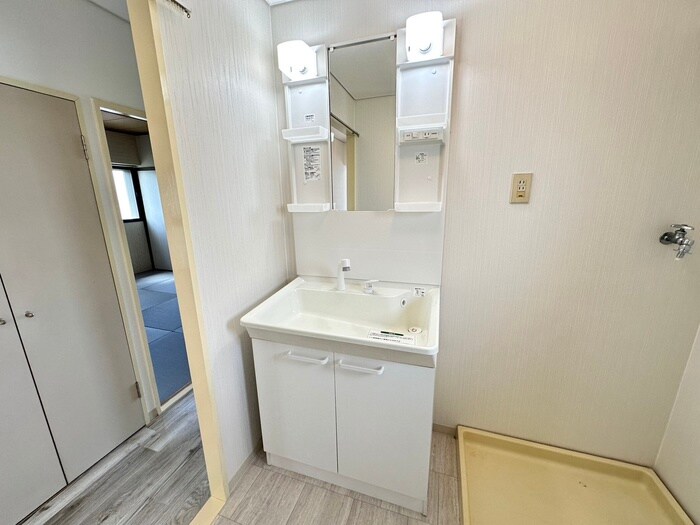 物件内観写真13　(洗面)