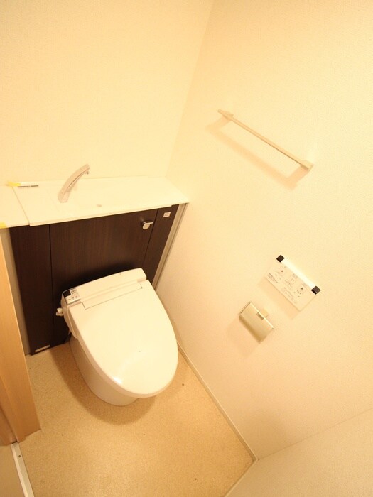 物件内観写真10　(トイレ)