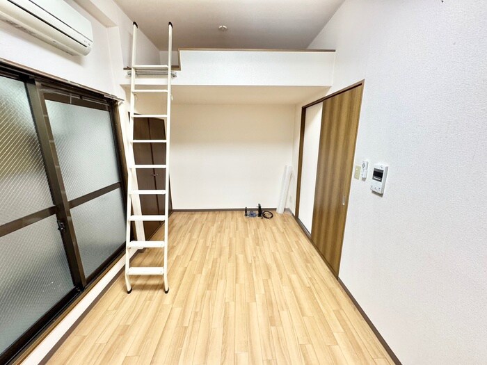 物件内観写真10　(居室)