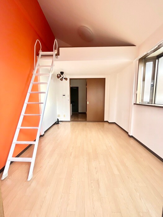 物件内観写真11　(居室)