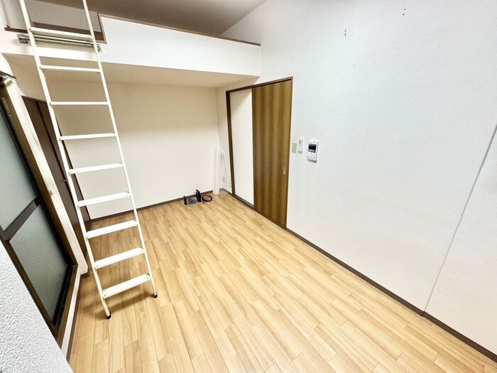 物件内観写真18　(居室)