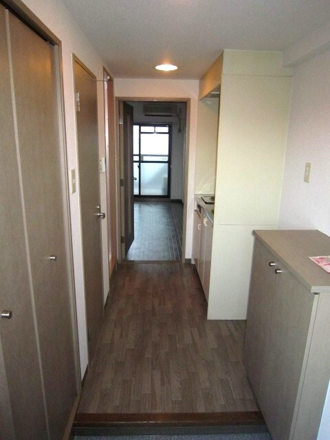 物件内観写真7　(廊下)