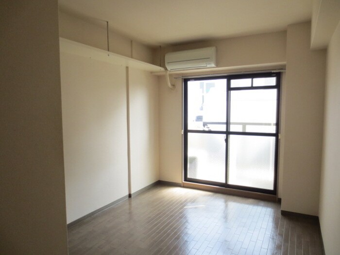 物件内観写真12　(居室)