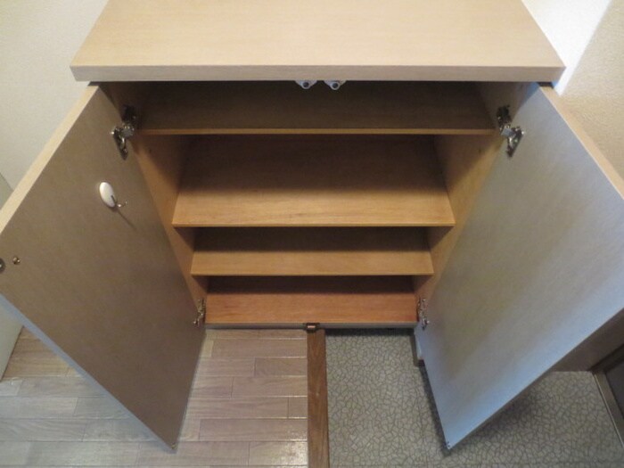 物件内観写真15　(靴箱)