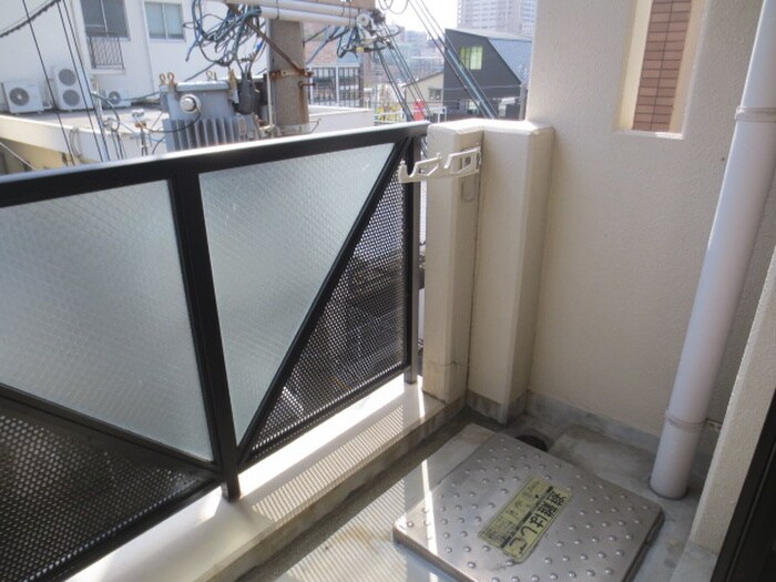 物件内観写真16　(ベランダ・バルコニー)
