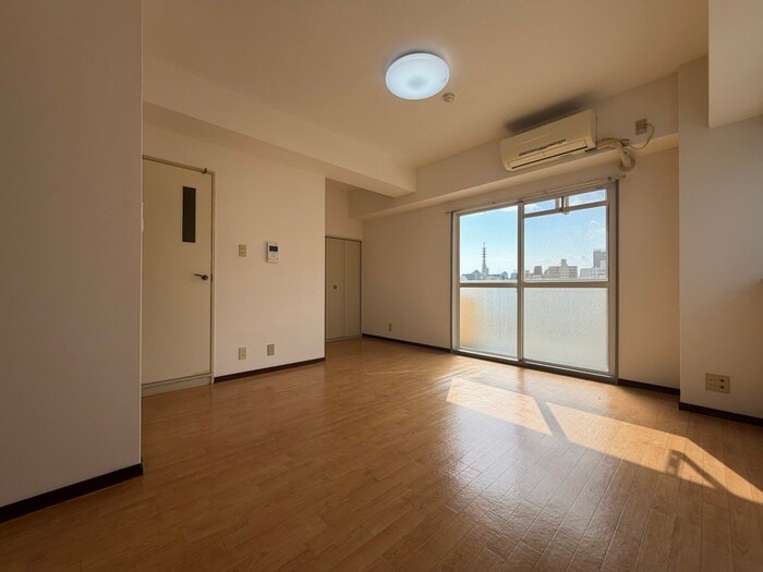 物件内観写真1　(居室)