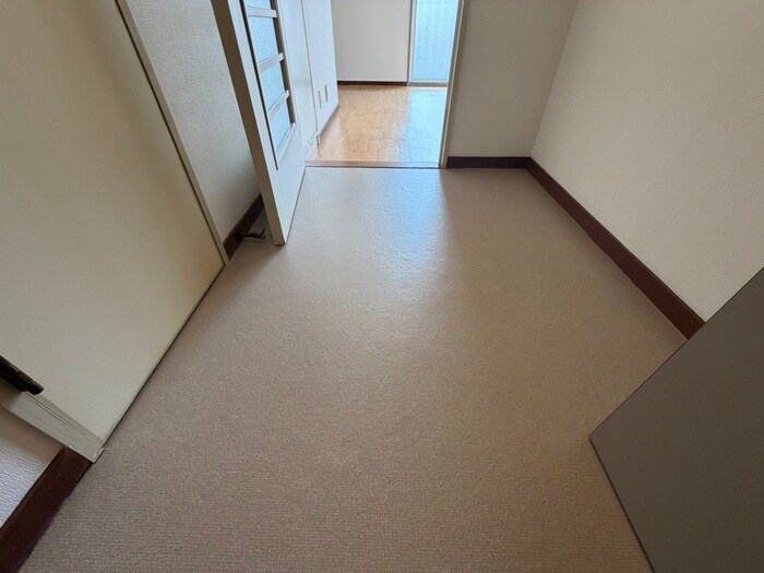 物件内観写真10　(廊下)