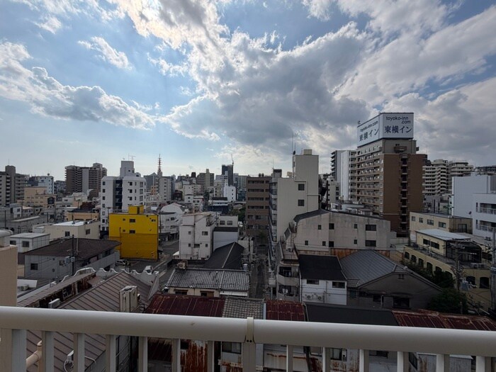 物件内観写真12　(室内からの展望)