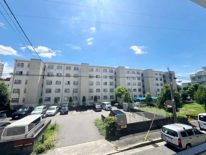 物件内観写真21　(室内からの展望)