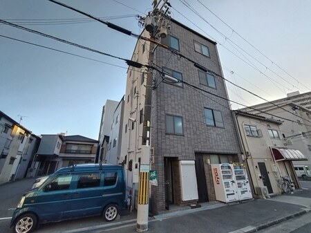 秀島マンション外観写真