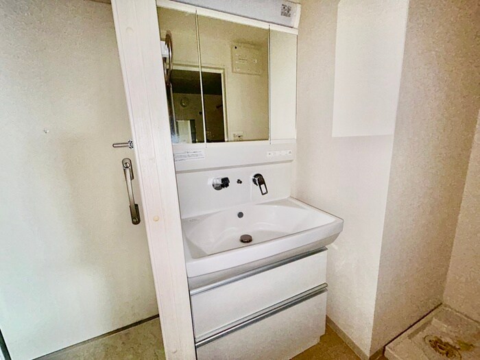 物件内観写真9　(洗面)