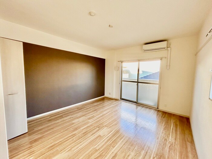 物件内観写真12　(居室)