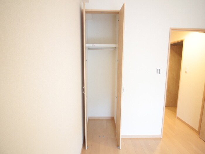 物件内観写真10　(収納)