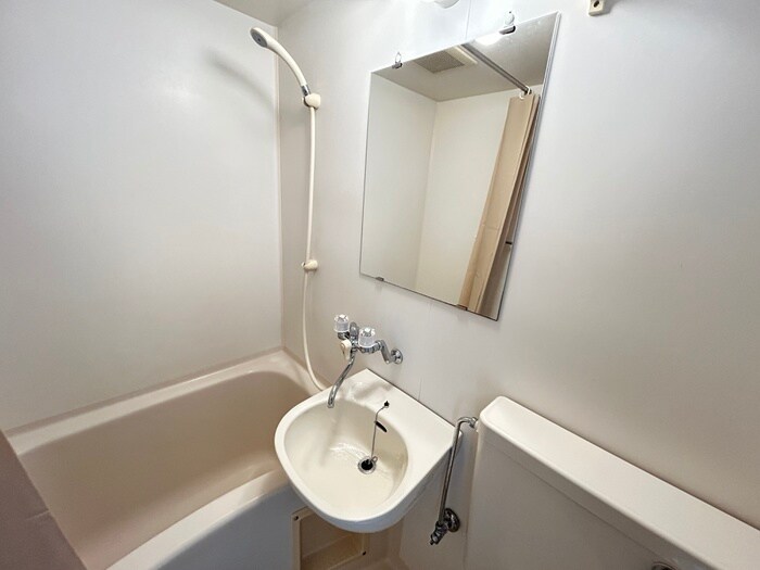 物件内観写真11　(洗面)