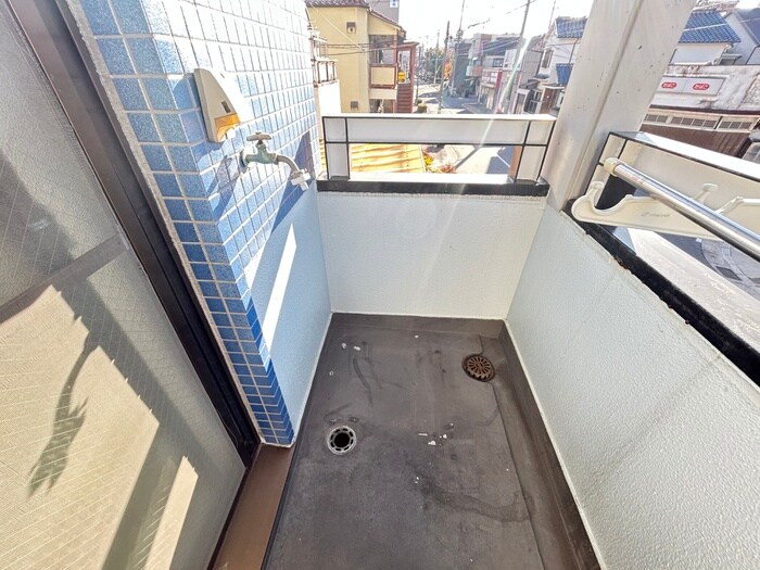 物件内観写真13　(洗濯機置場)