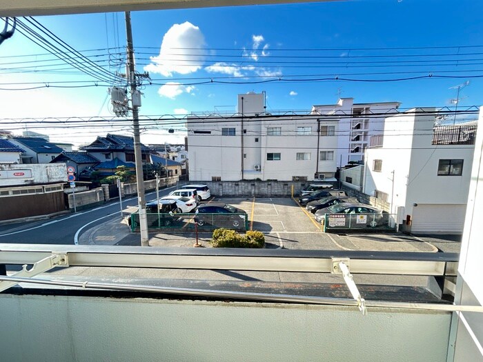 物件内観写真16　(室内からの展望)