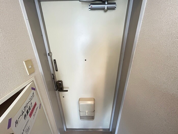 物件内観写真21　(玄関)